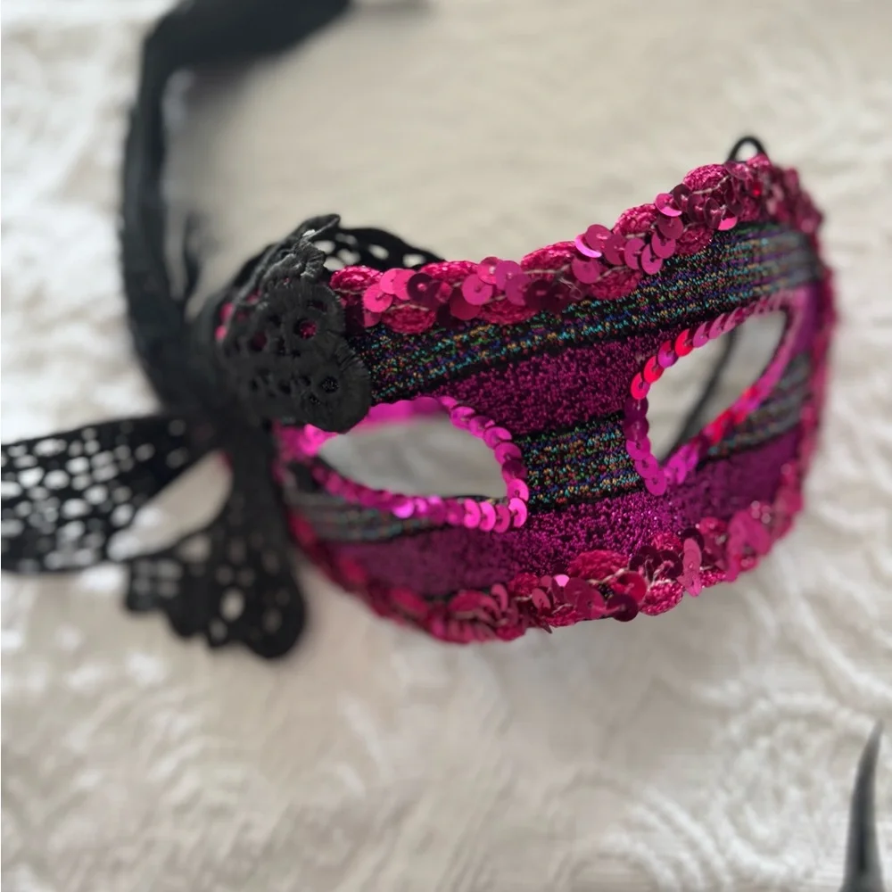 Four new eye masks adult Halloween costume